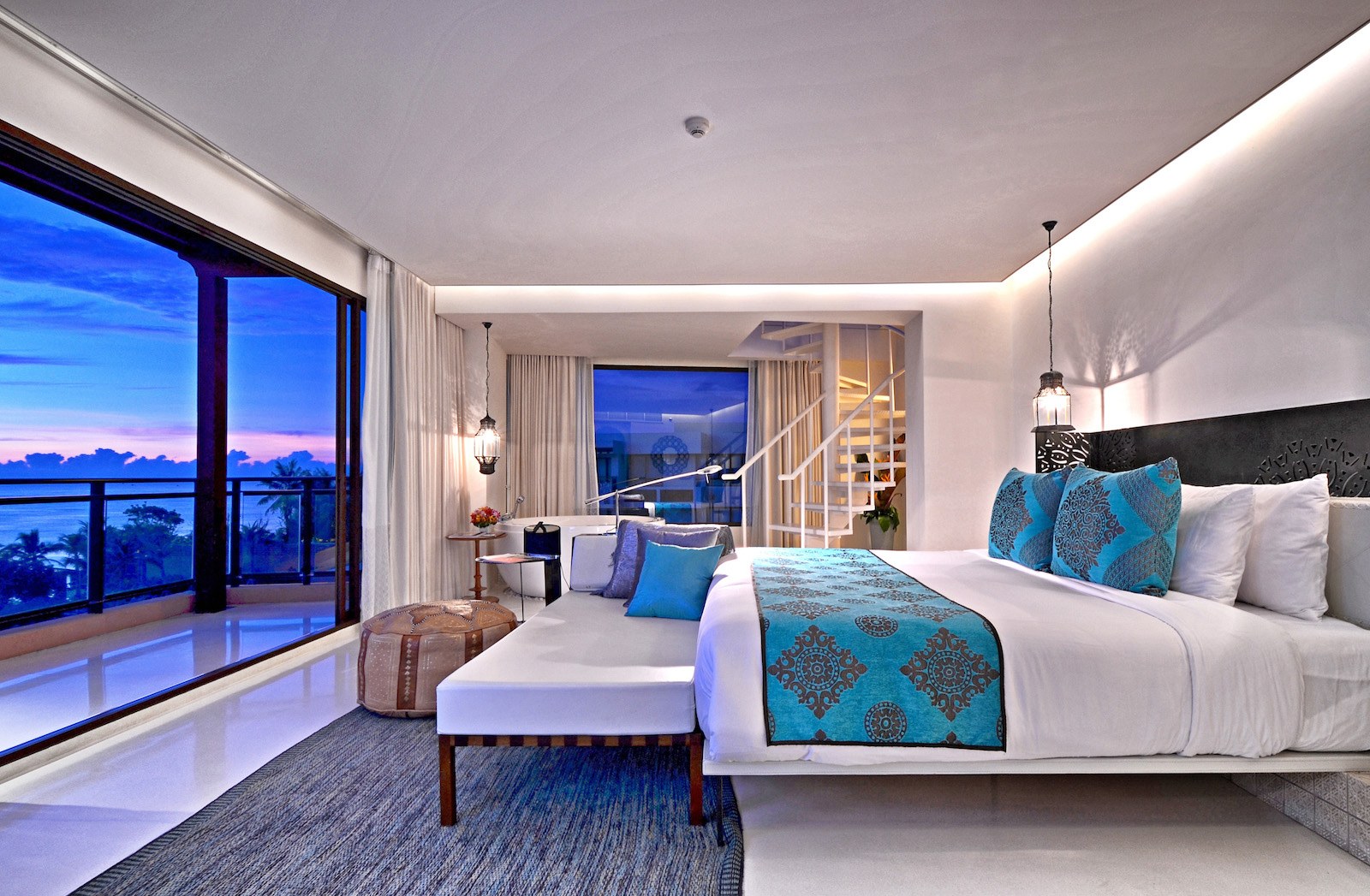 Celestial Suite In-Bedroom Jacuzzi