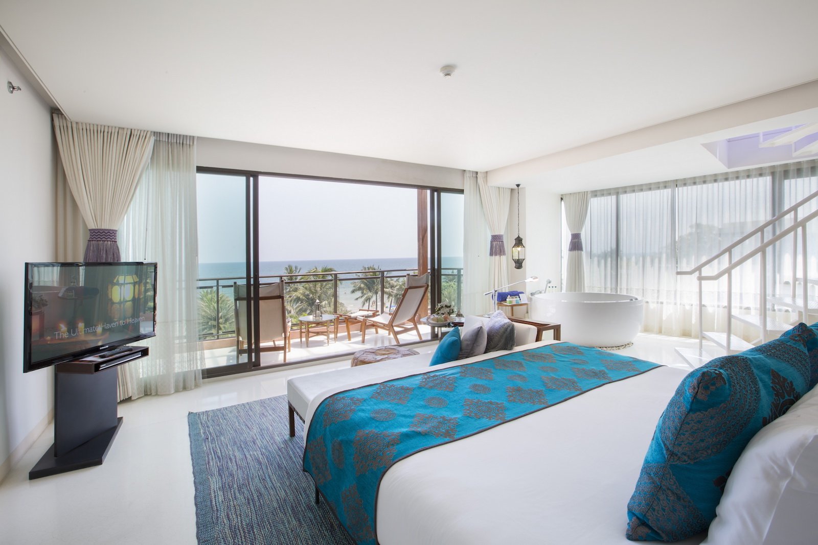 Celestial Suite In-Bedroom Jacuzzi