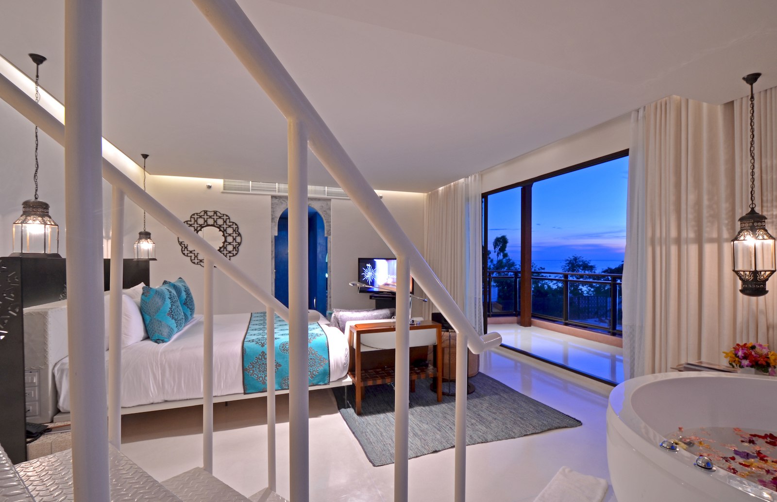 Celestial Suite In-Bedroom Jacuzzi